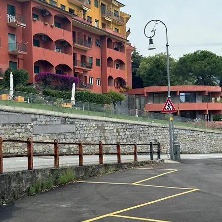 Bright With A View Of The Gulf And A Swimming Pool * Rapallo